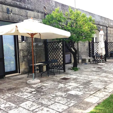 Papaleo Bed & Breakfast 3*