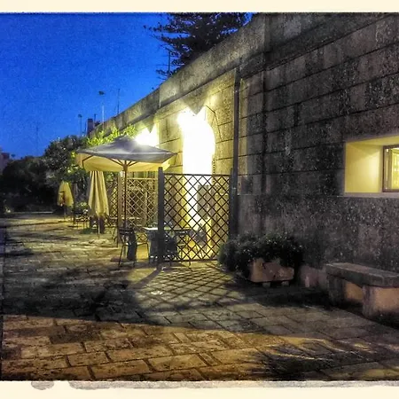 Papaleo Bed & Breakfast 3*