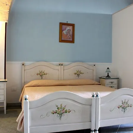 Papaleo Bed & Breakfast 3*