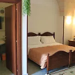 Papaleo Bed & Breakfast