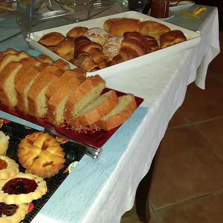Papaleo Bed & Breakfast 3*