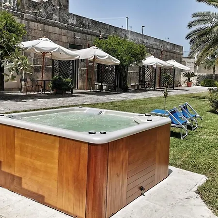 مبيت وإفطار بابليو 3* Bagnolo del Salento